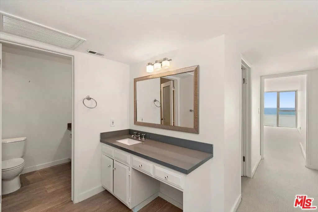 4 Jib Street 2, Marina Del Rey, California 90292 home-pic-25
