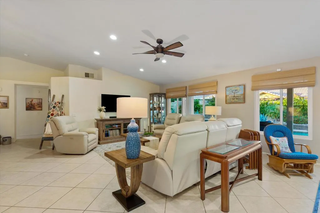 79230 Laurie Court, La Quinta, California 92253 home-pic-7