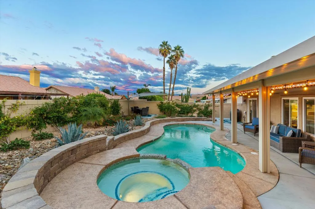 79230 Laurie Court, La Quinta, California 92253 home-pic-2