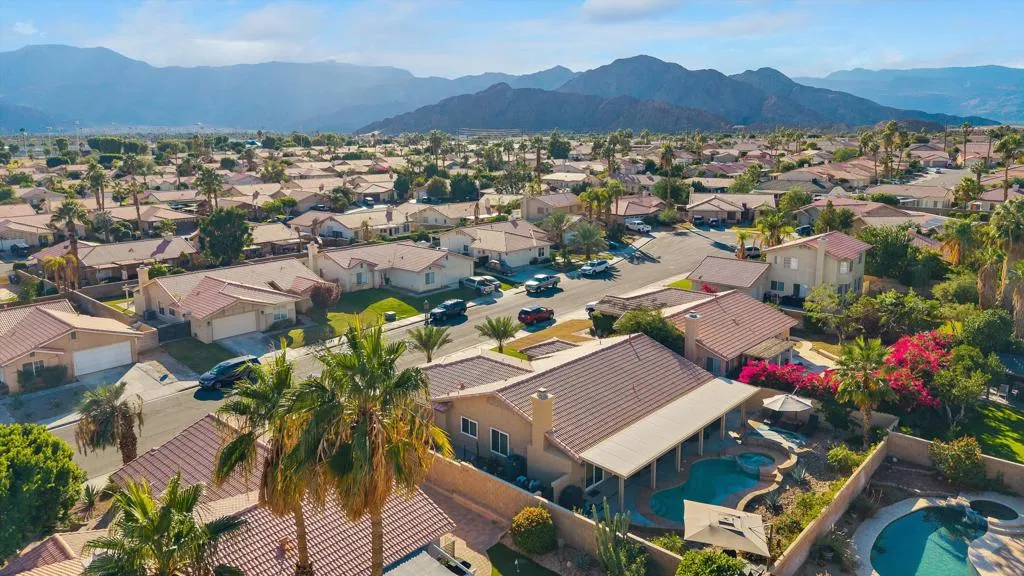 79230 Laurie Court, La Quinta, California 92253 home-pic-39