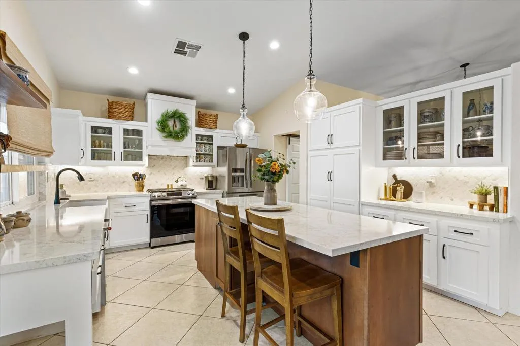 79230 Laurie Court, La Quinta, California 92253 home-pic-15