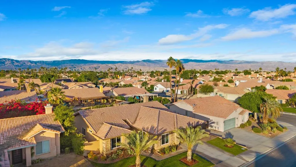 79230 Laurie Court, La Quinta, California 92253 home-pic-38