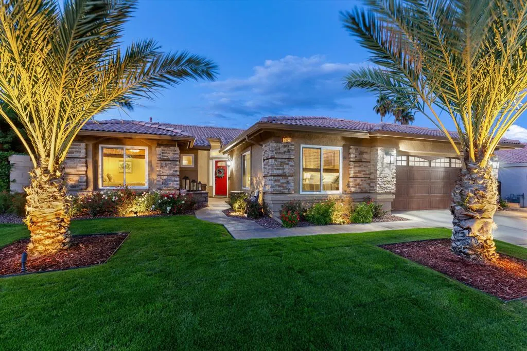 79230 Laurie Court, La Quinta, California 92253 home-pic-4