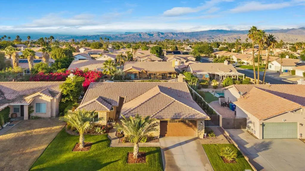 79230 Laurie Court, La Quinta, California 92253 home-pic-37