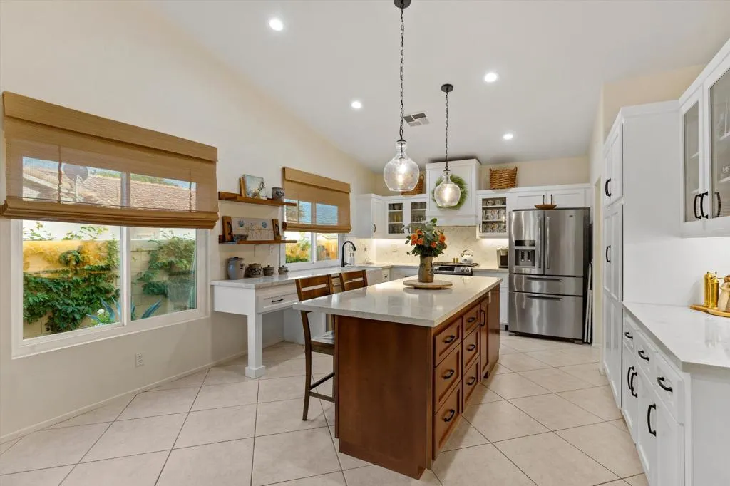 79230 Laurie Court, La Quinta, California 92253 home-pic-16