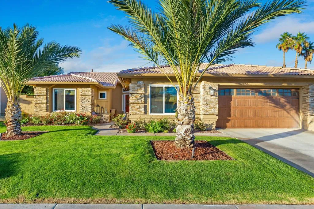 79230 Laurie Court, La Quinta, California 92253 home-pic-1