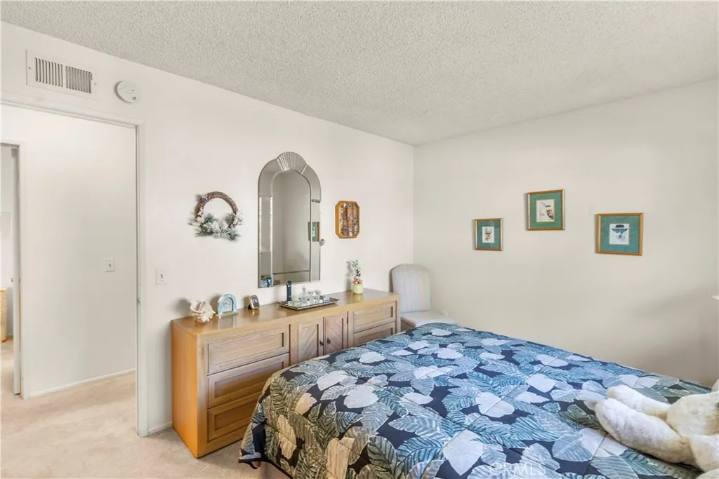 24142 Minnetonka Lane, Lake Forest, California 92630 home-pic-21