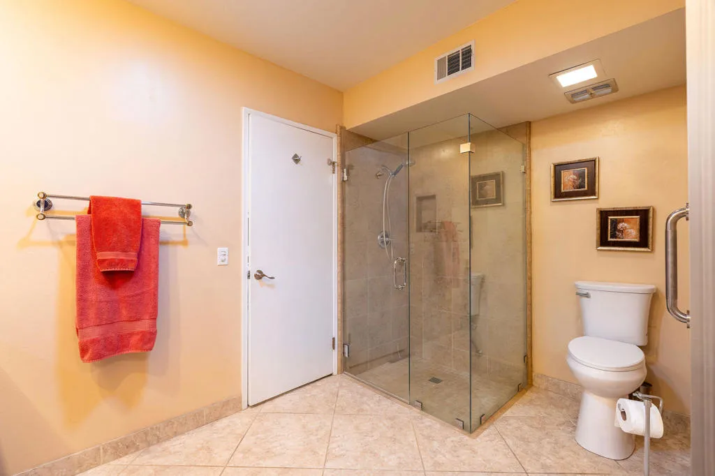 1004 Saint Thomas Circle, Palm Springs, California 92264 home-pic-17