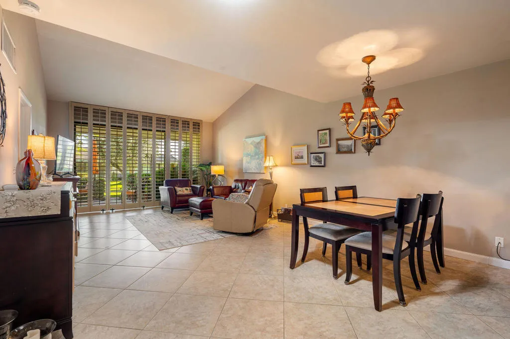 1004 Saint Thomas Circle, Palm Springs, California 92264 home-pic-8