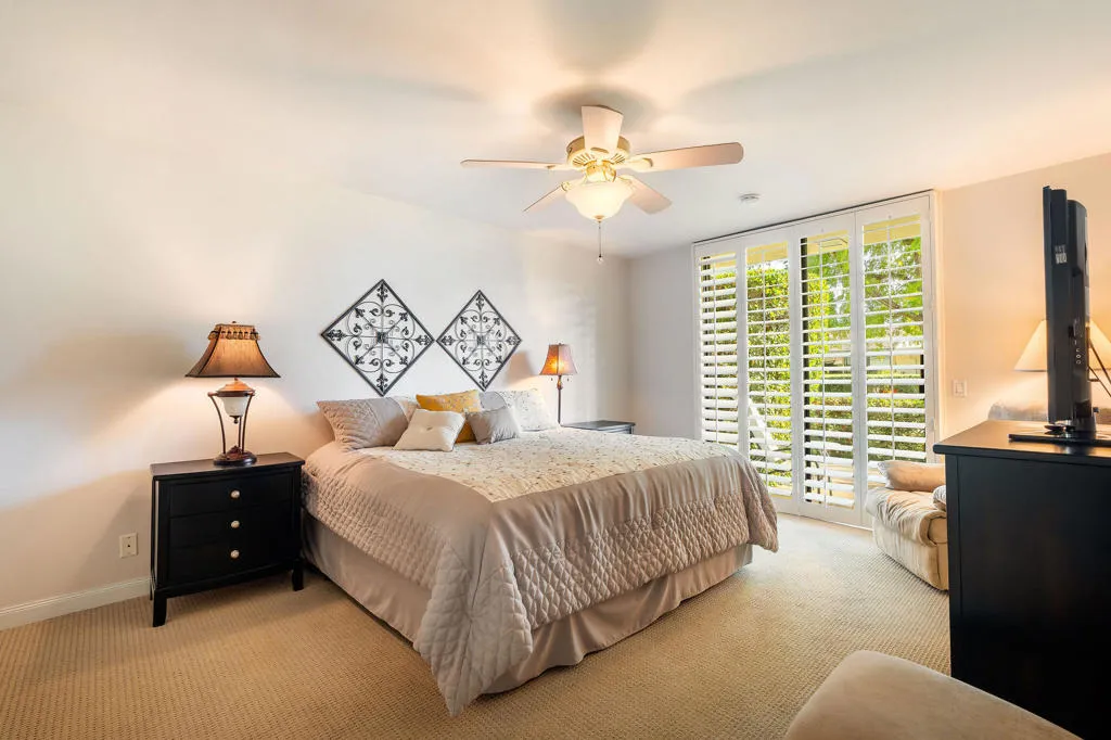 1004 Saint Thomas Circle, Palm Springs, California 92264 home-pic-4