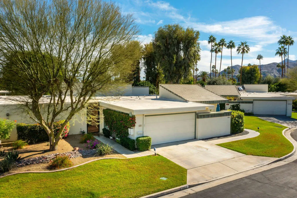 1004 Saint Thomas Circle, Palm Springs, California 92264 home-pic-0