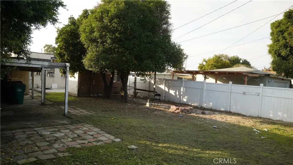 2452 Adriatic, Long Beach, California 90810 home-pic-11