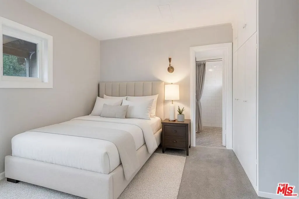 3112 Goodview Trail, Los Angeles, California 90068 home-pic-3