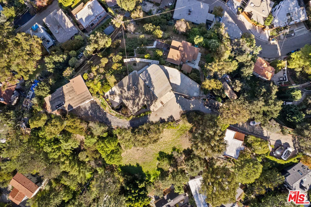 3124 Goodview Trail, Los Angeles, California 90068 home-pic-26