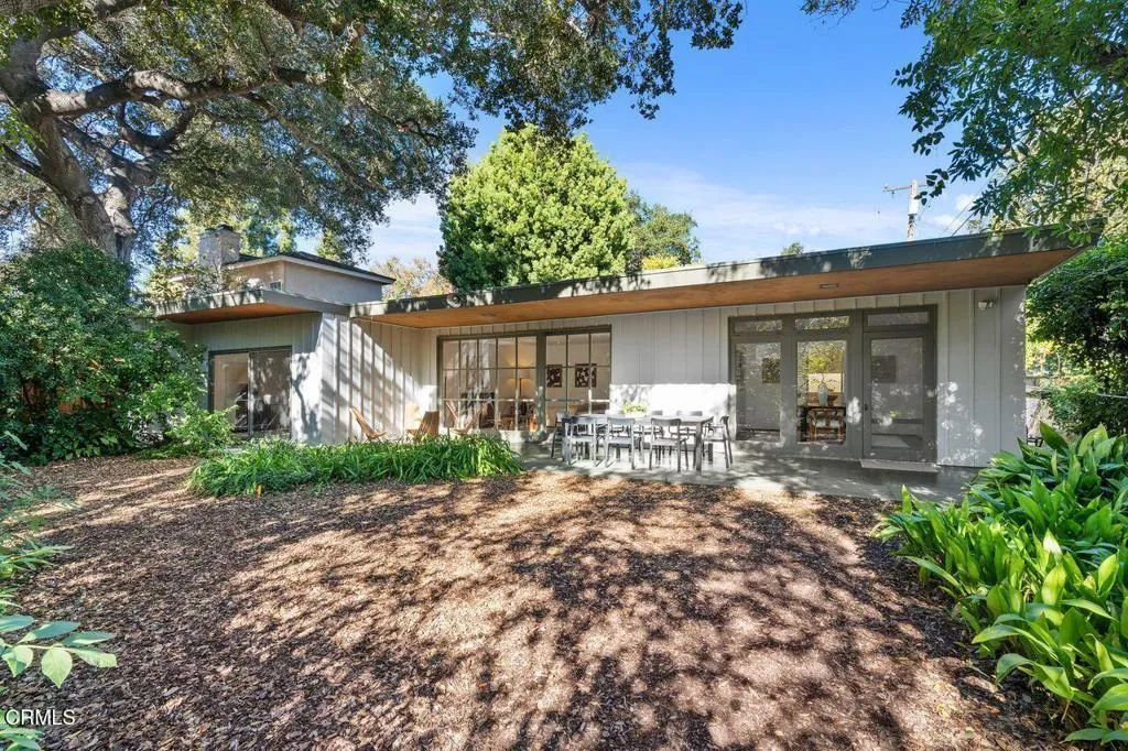 314 San Juan Way, La Canada Flintridge, California 91011 home-pic-35