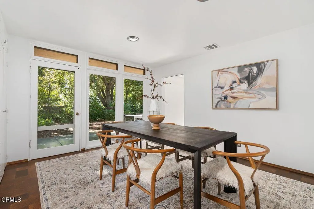 314 San Juan Way, La Canada Flintridge, California 91011 home-pic-13