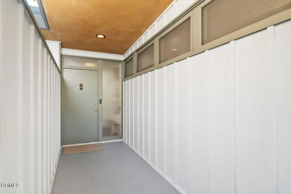 314 San Juan Way, La Canada Flintridge, California 91011 home-pic-4