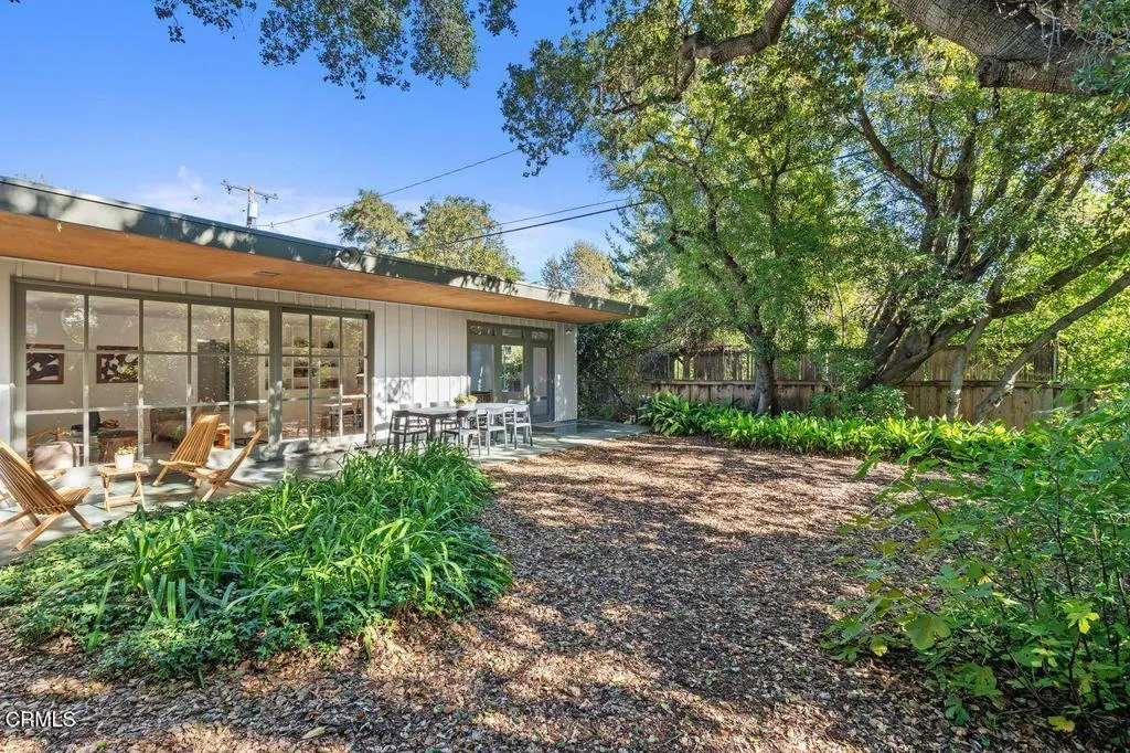 314 San Juan Way, La Canada Flintridge, California 91011 home-pic-36