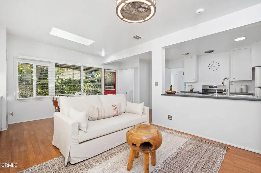 314 San Juan Way, La Canada Flintridge, California 91011 home-pic-20