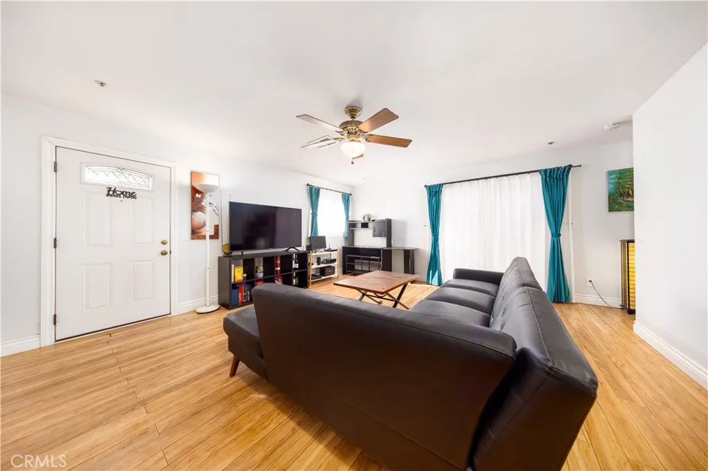 1451 S Reservoir 1, Pomona, California 91766 home-pic-4