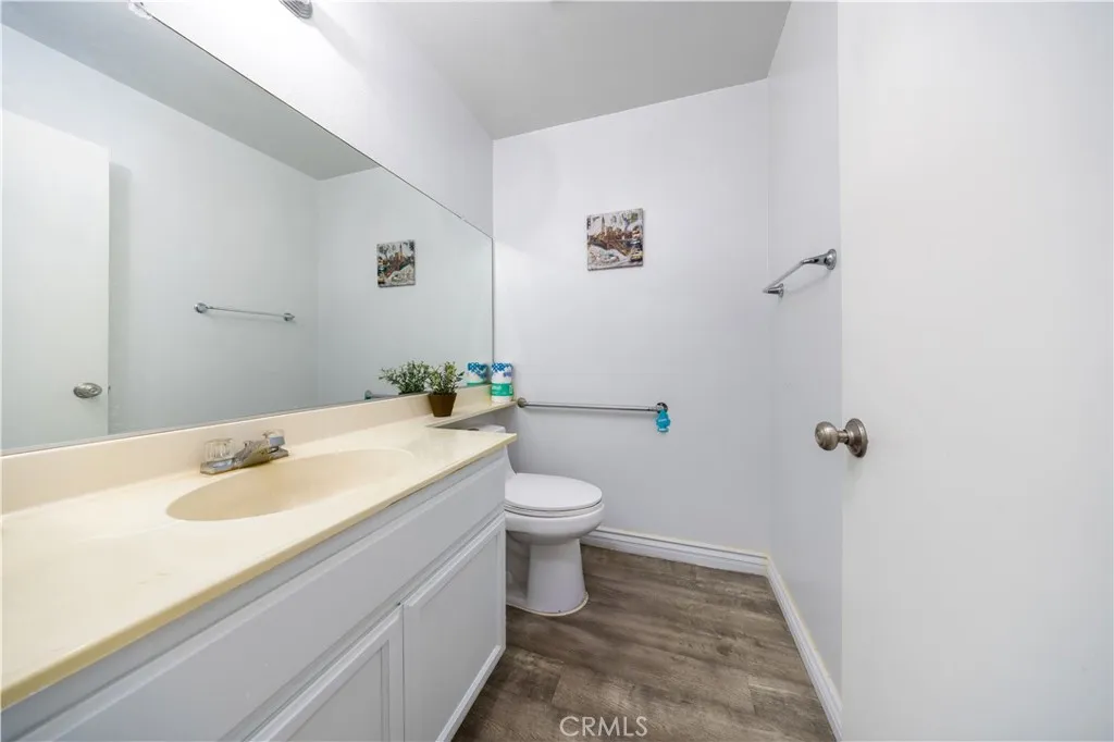 1451 S Reservoir 1, Pomona, California 91766 home-pic-9