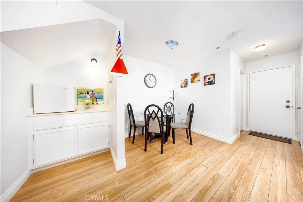 1451 S Reservoir 1, Pomona, California 91766 home-pic-6