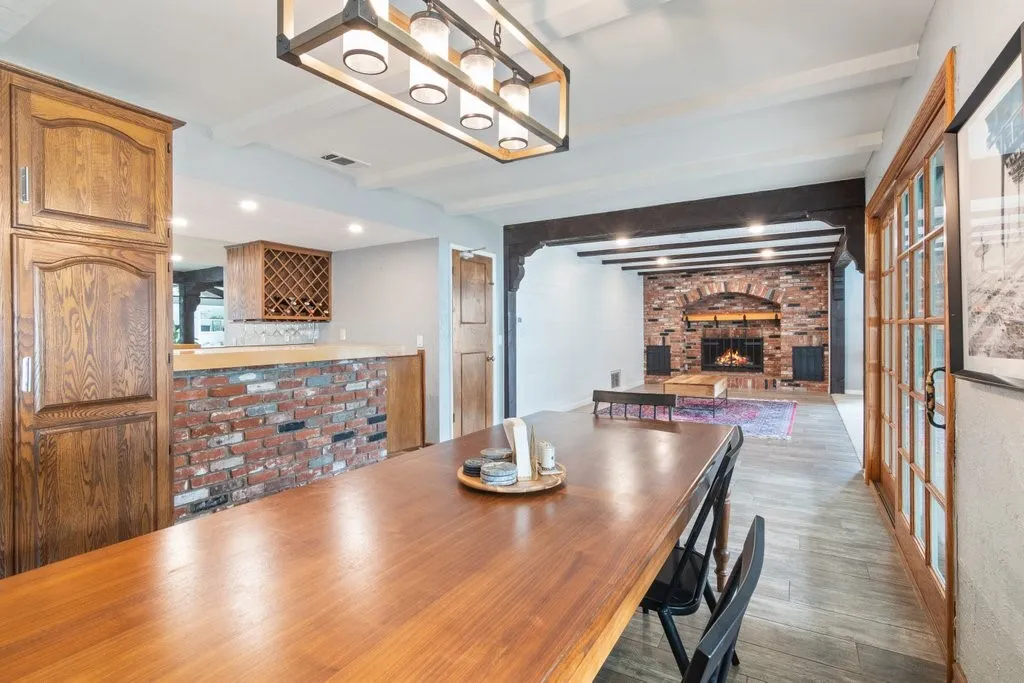 1695 N Palm, Upland, California 91784 home-pic-10