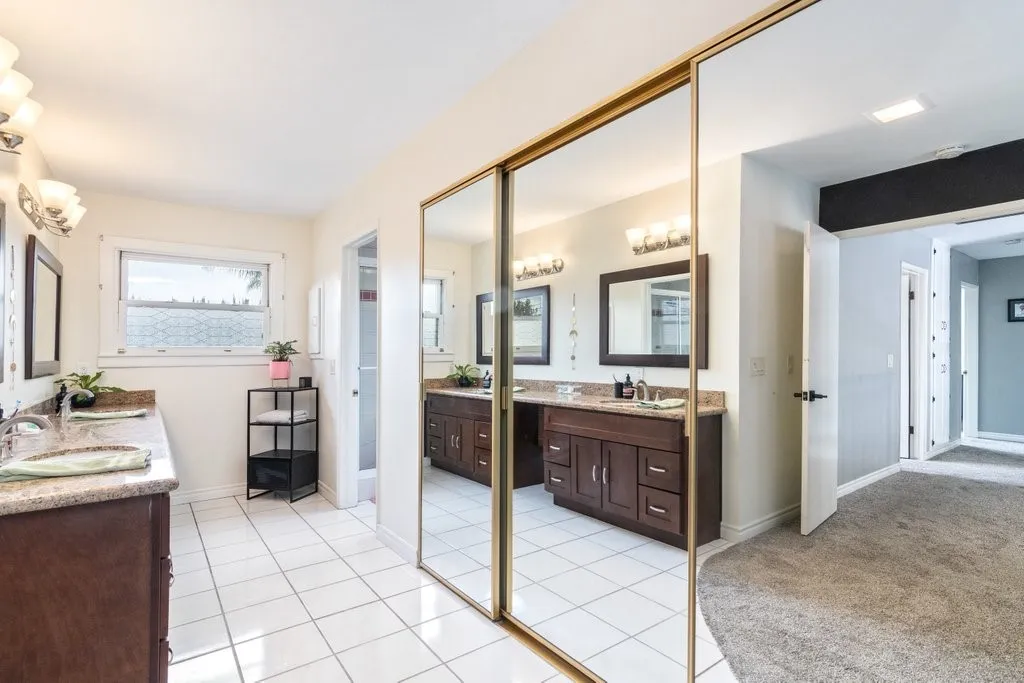 1695 N Palm, Upland, California 91784 home-pic-24