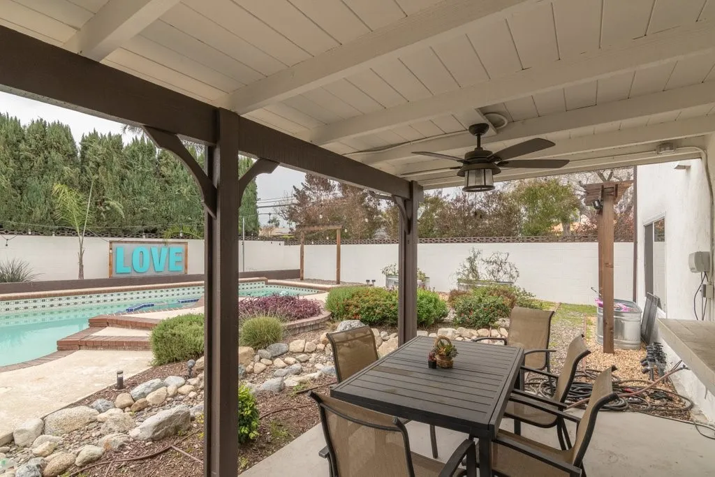 1695 N Palm, Upland, California 91784 home-pic-37