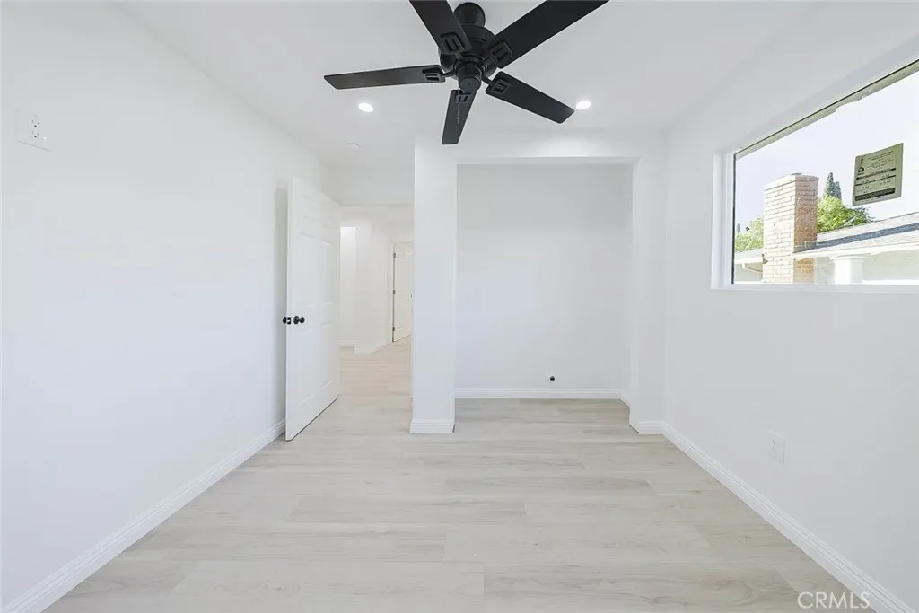 8042 Ellenbogen Street, Sunland, California 91040 home-pic-35