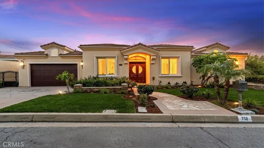 752 Valparaiso Drive, Claremont, California 91711