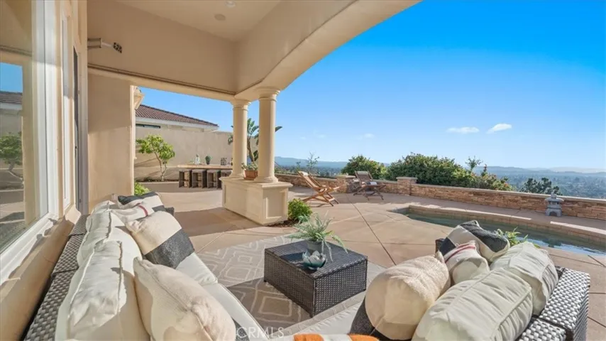 752 Valparaiso Drive, Claremont, California 91711
