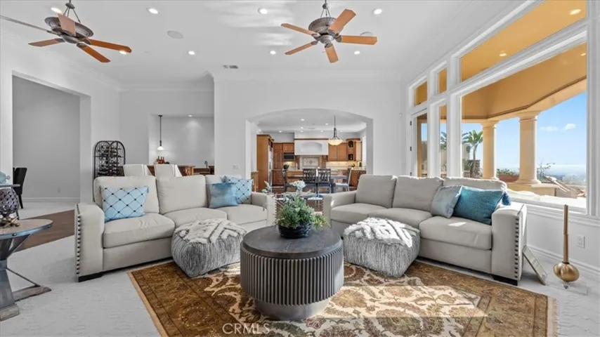 752 Valparaiso Drive, Claremont, California 91711