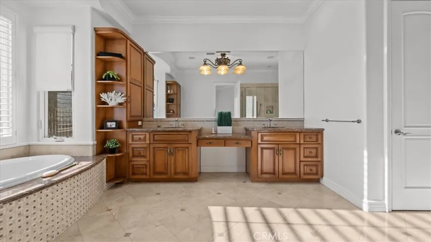 752 Valparaiso Drive, Claremont, California 91711