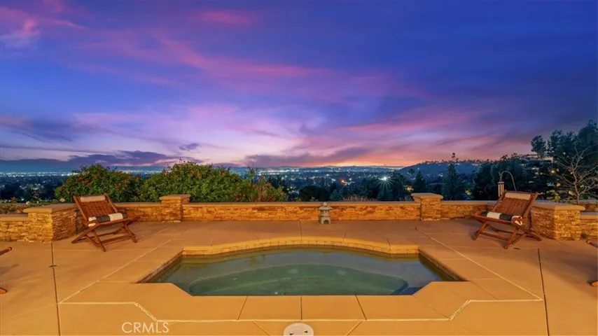 752 Valparaiso Drive, Claremont, California 91711
