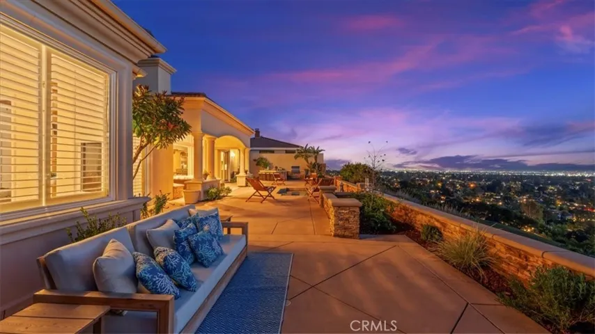 752 Valparaiso Drive, Claremont, California 91711