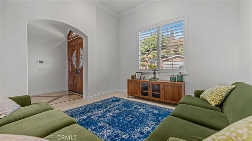 752 Valparaiso Drive, Claremont, California 91711