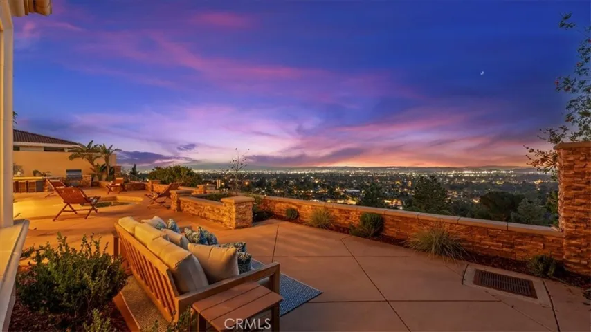 752 Valparaiso Drive, Claremont, California 91711