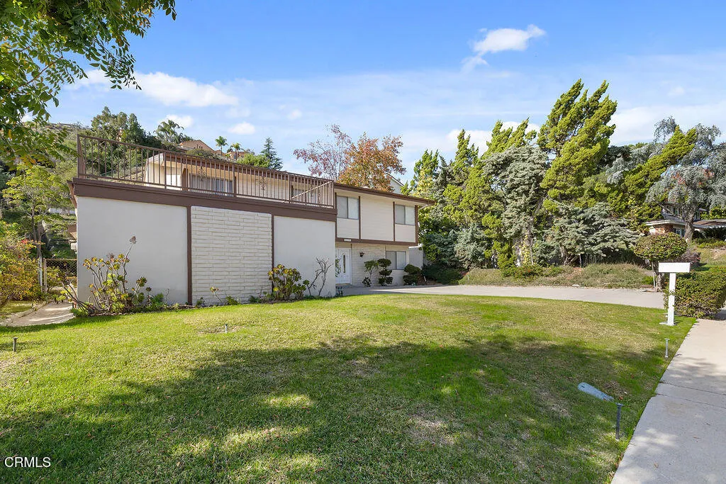 3222 Emerald Isle Drive, Glendale, California 91206 home-pic-2