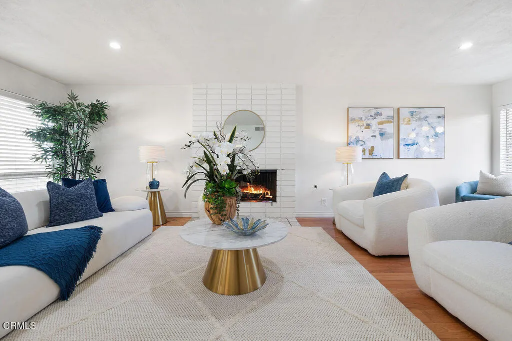 3222 Emerald Isle Drive, Glendale, California 91206 home-pic-4
