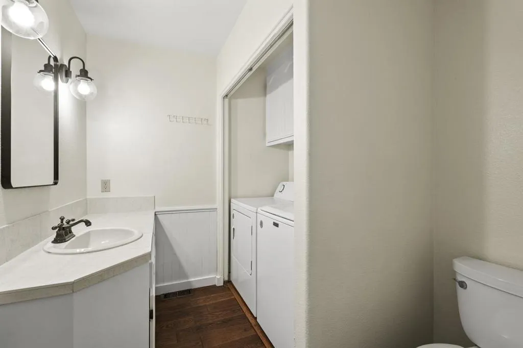 300 Carrera Circle, Aptos, California 95003 home-pic-16