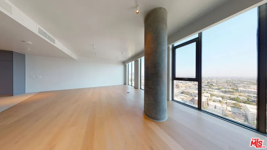 Virtually staged model home ph