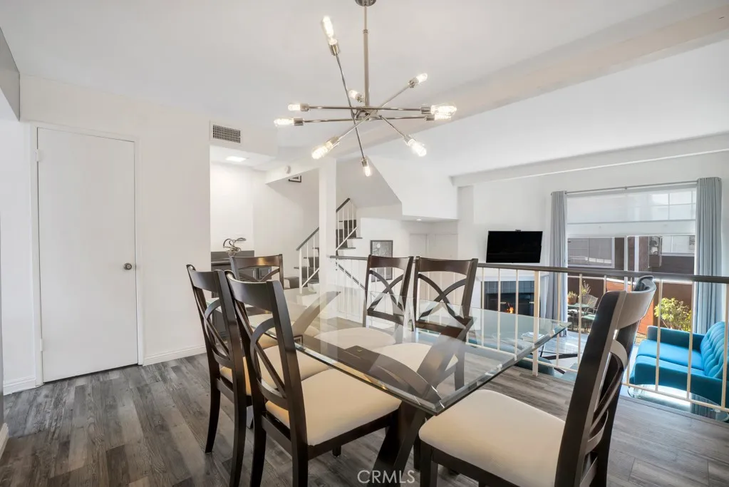 19431 Sherman 10, Reseda, California 91335 home-pic-12