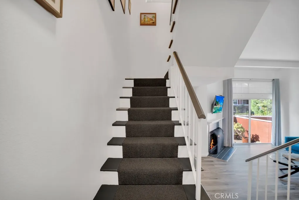 19431 Sherman 10, Reseda, California 91335 home-pic-29