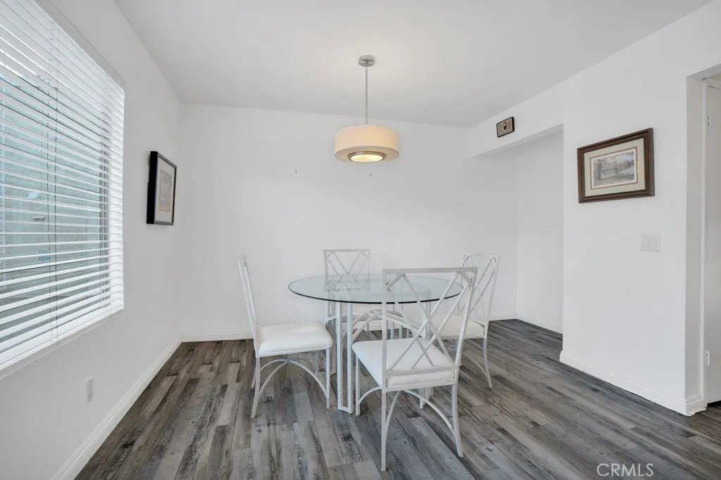19431 Sherman 10, Reseda, California 91335 home-pic-15