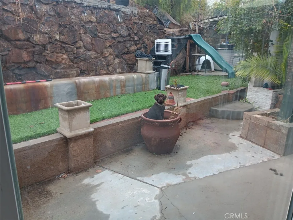 131 Quartz Ln, Perris, California 92570 home-pic-10