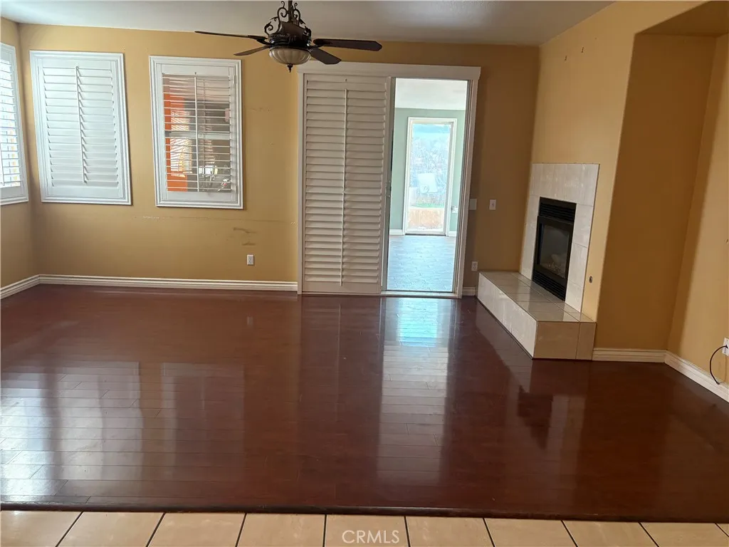 131 Quartz Ln, Perris, California 92570 home-pic-3