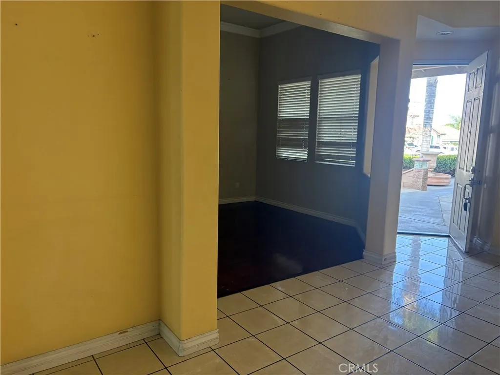 131 Quartz Ln, Perris, California 92570 home-pic-5