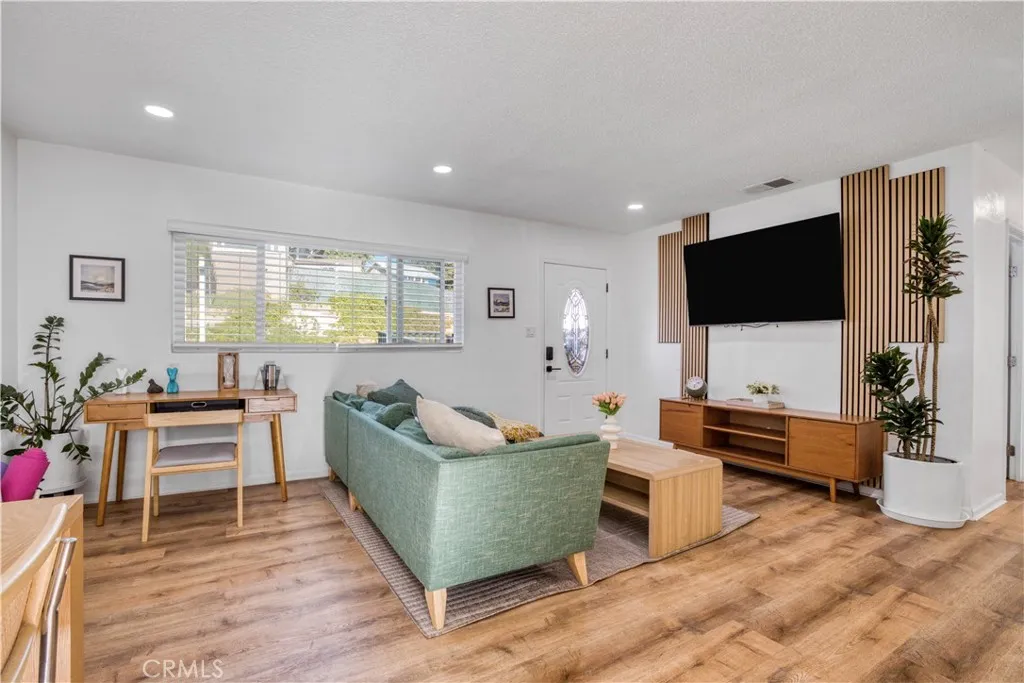3924 Dwiggins, City Terrace, California 90063 home-pic-6