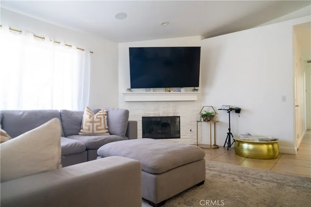 43700 Brahea Court, Indio, California 92201 home-pic-6